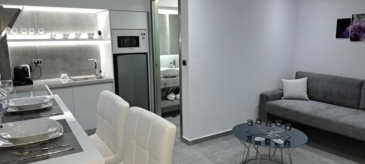 Km Luxury Apart Downtown Heraklion  Exterior photo