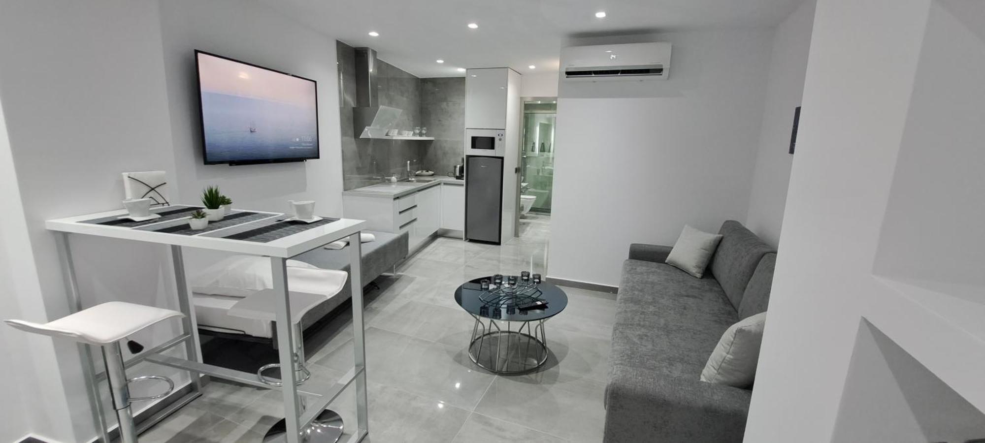 Km Luxury Apart Downtown Heraklion  Exterior photo